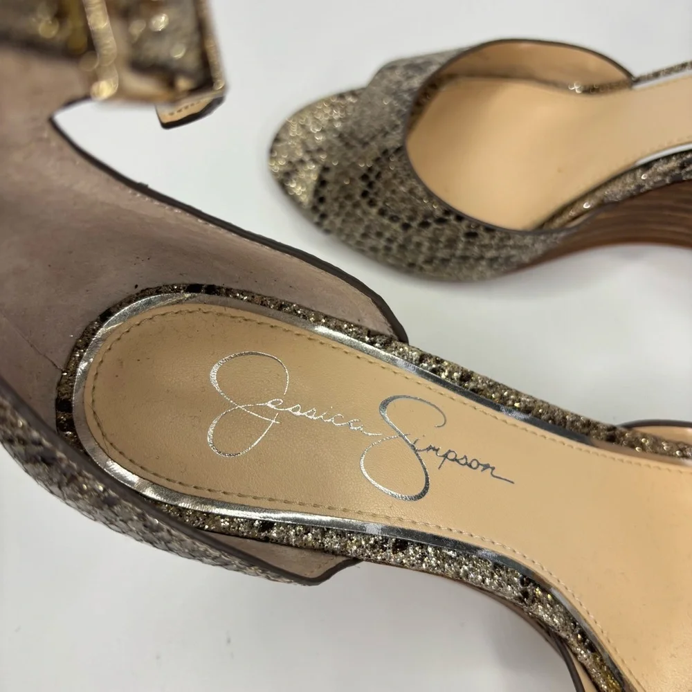 SH2 Jessica Simpson Cervena‎ Shimmery Snake Print Gold Wedge Party Sandals 8.5M